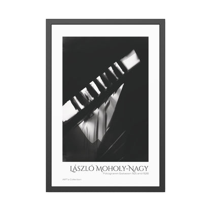 Fotogramm (between 1925 and 1928) by László Moholy-Nagy  / Affiche Encadrée série ART's Collection