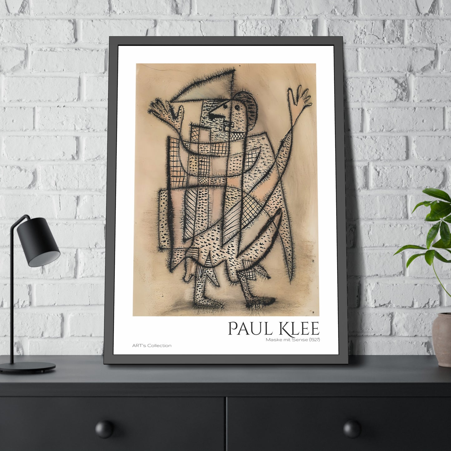 Maske mit Sense (1927) by Paul Klee / Affiche Encadrée série ART's Collection