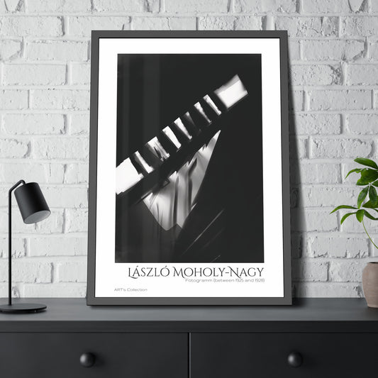 Fotogramm (between 1925 and 1928) by László Moholy-Nagy  / Affiche Encadrée série ART's Collection