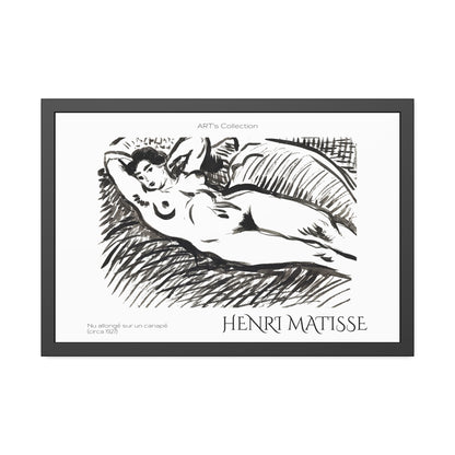 Nu allongé sur un canapé (circa 1927) by Henry Matisse  / Affiche Encadrée série ART's Collection
